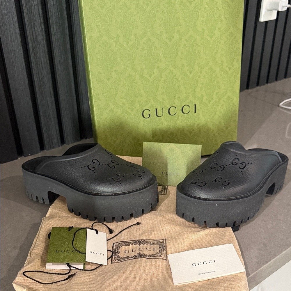 Gucci GG Black rubber Women's Platform Clogs 🖤🖤🖤 - Picture 11 of 12